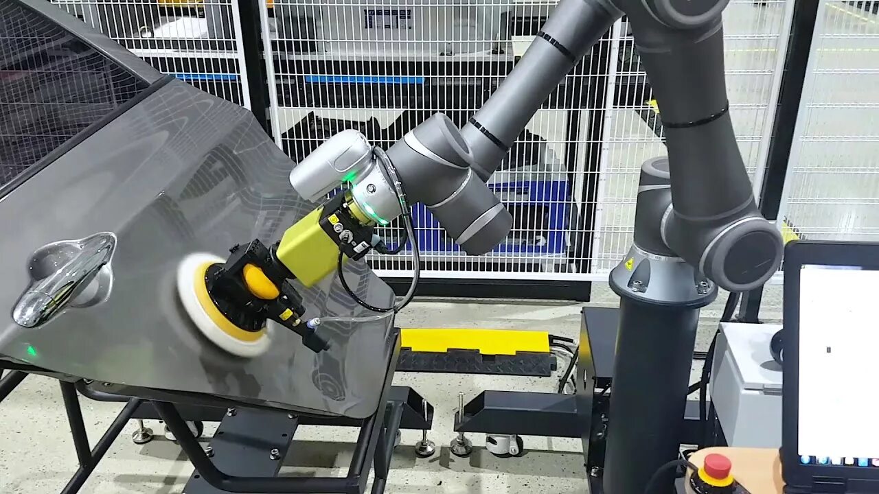 Robot for polishing the floor r34