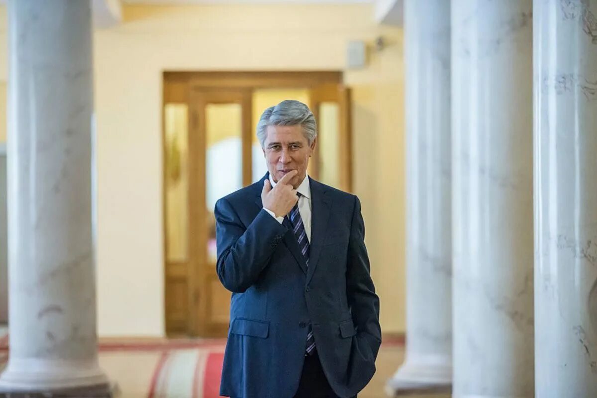 Эскиндаров ректор финансового университета. Ректор финансового. Ректор финансового. Эскиндаров мусса. Ректор финансового университета при правительстве эскиндаров.