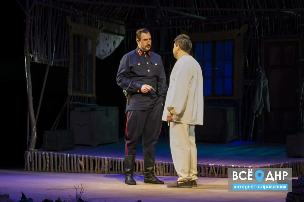 Заслуженный артист украины владимир. Иосиф давыдович кобзон. Народный артист донецкой народной республики. Актеры муздрамы донецк. Народный артист донецкой народной республики.