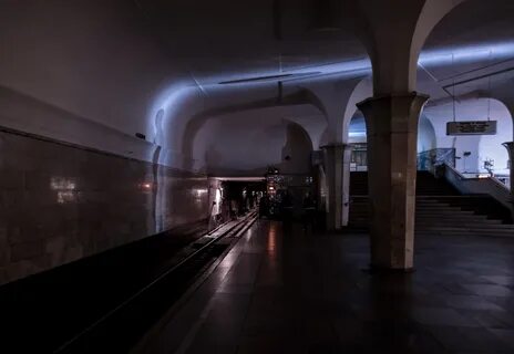 Ночь в метро маяковская