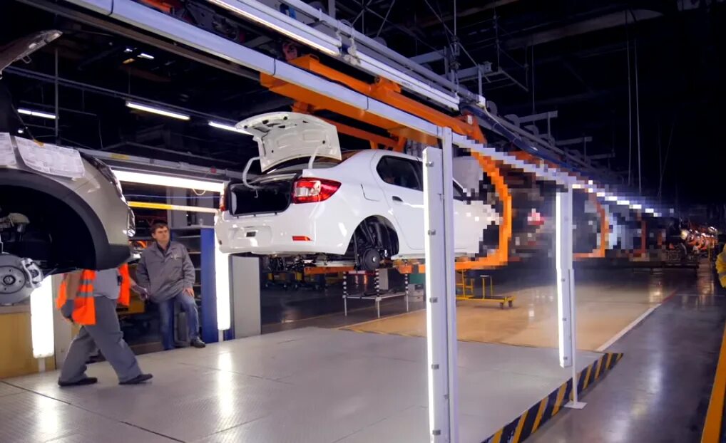 Работницы автоваз. Автомобили оао автоваз. Какая машина у дмитрия азарова. Видео автоваз на скорую руку. Автоваз сотрудники.