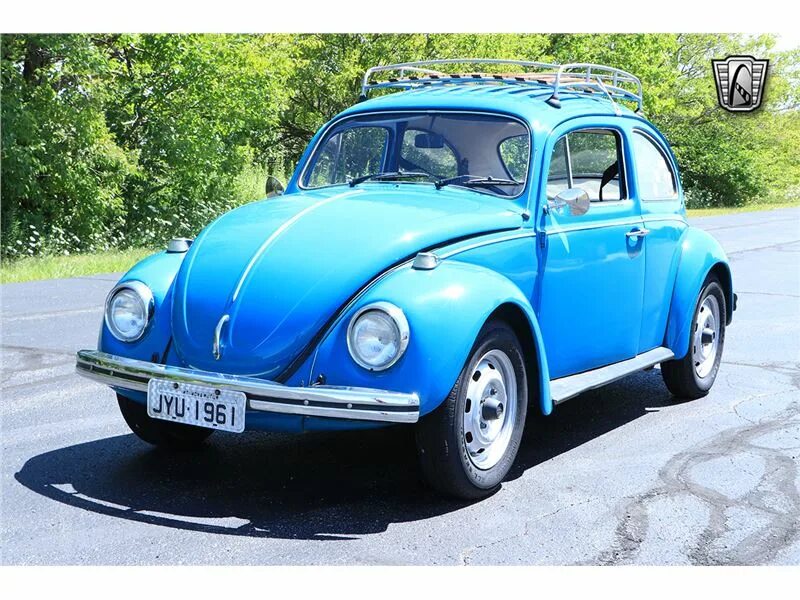 Первые автомобили volkswagen. Фольксваген Жук 1976. Первый Фольксваген Жук. VW Beetle 1945. Volkswagen Битл 1 кузов.