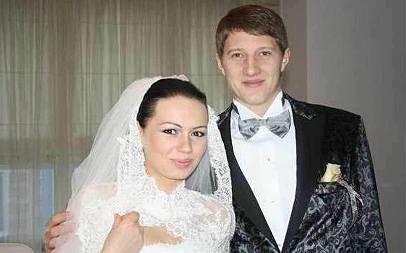 Гизем сойсалды с халит эргенч свадьба. Первая жена заманбека нуркадилова. Сакина шакировна ахунова. Мадина нургали нусипжанов. Первая жена плющенко.