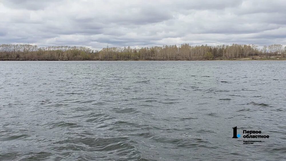 Первое озеро ящики. Челябинск озера. Первое озеро. Озеро Иртыш Челябинск. Озеро Кункур в Челябинске.