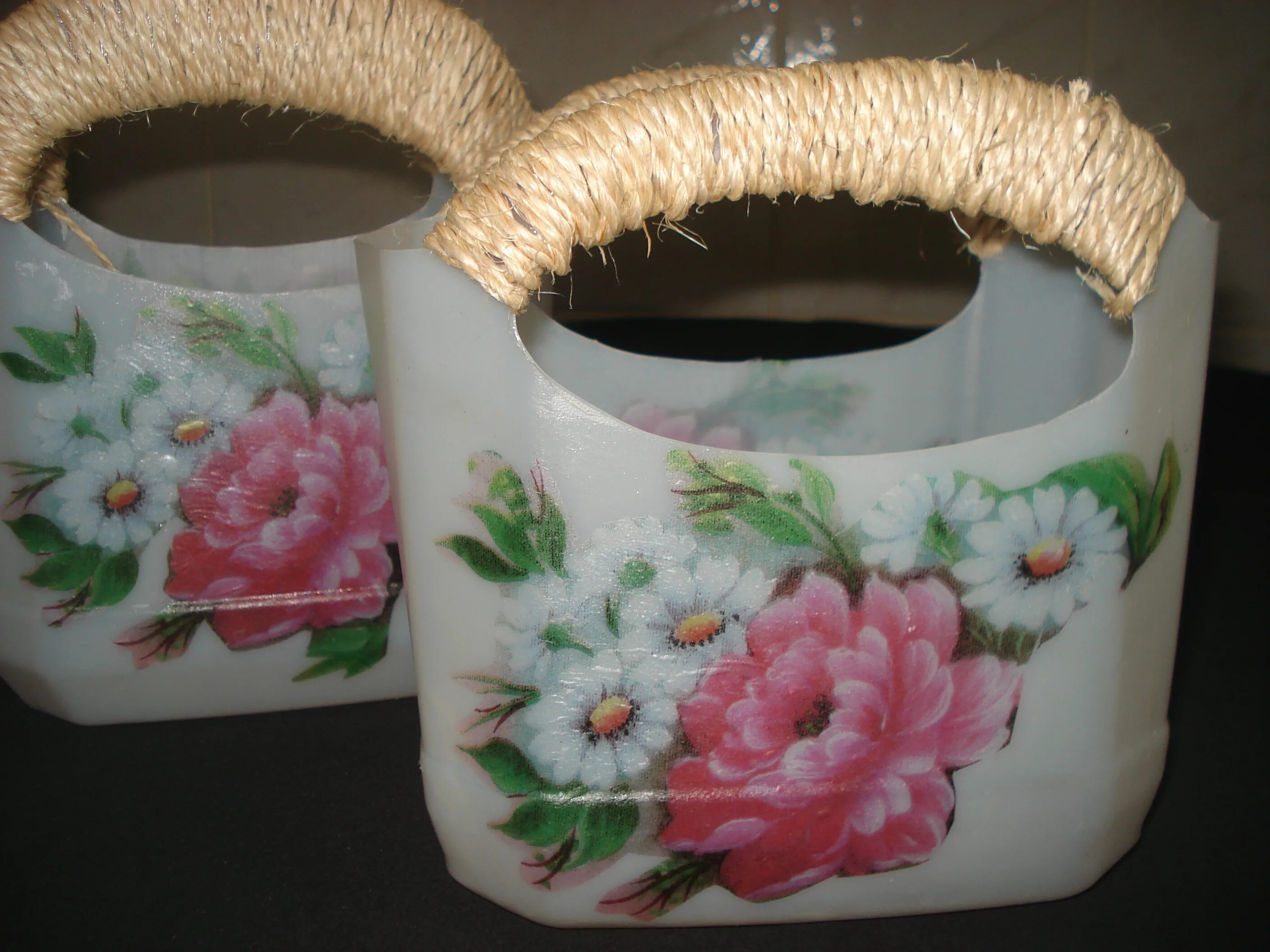 поделки из канистр.