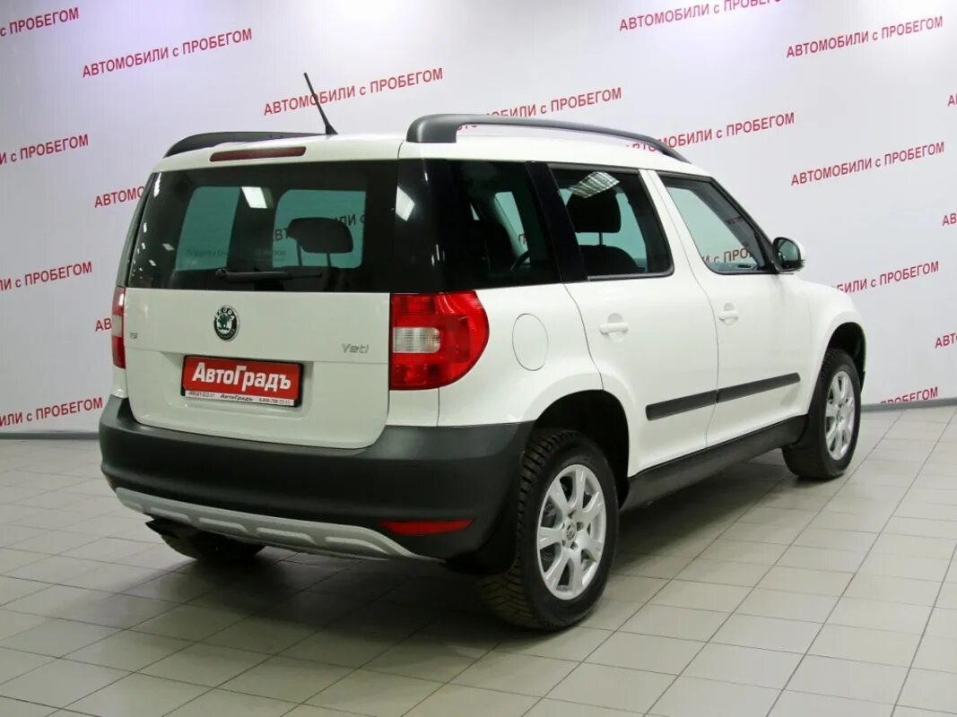 Skoda Yeti 2011 1.8. Skoda Yeti 1.2 механика 2010. Шкода Йети пробег 999999. Шкода Йети с пробегом. Купить шкоду йети 1.8