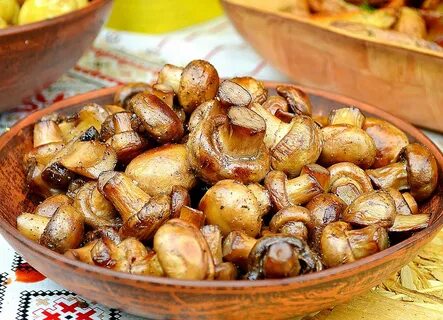 Готовить шампиньоны жарить