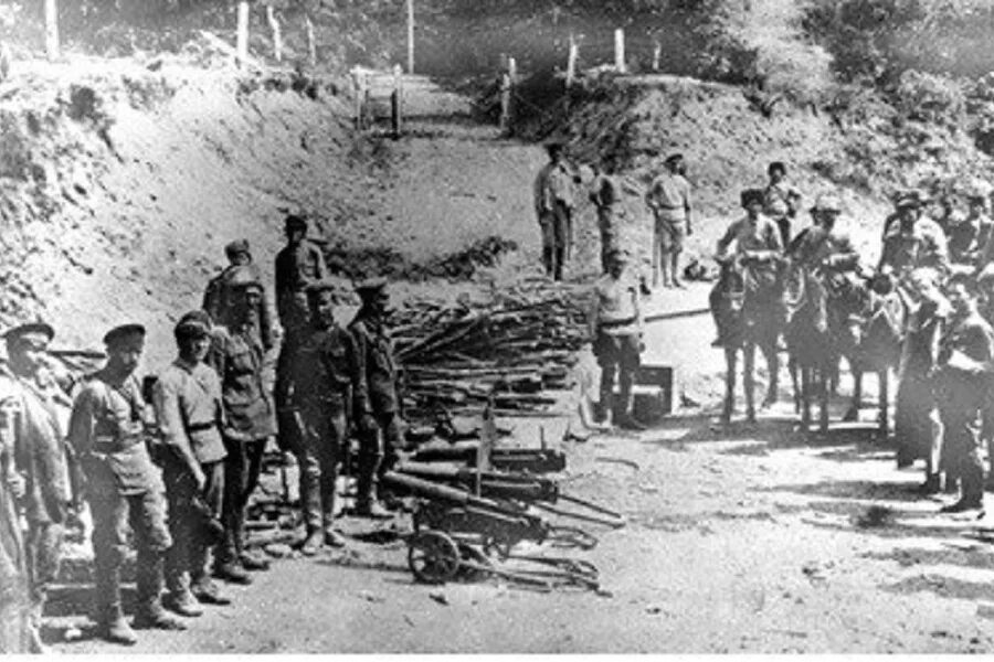 «восстание крестьян в селе бездна». «трагедия крыма. добровольческая армия в годы гражданской войны. революция 1917 красный террор. красный террор в россии 1918-1923.