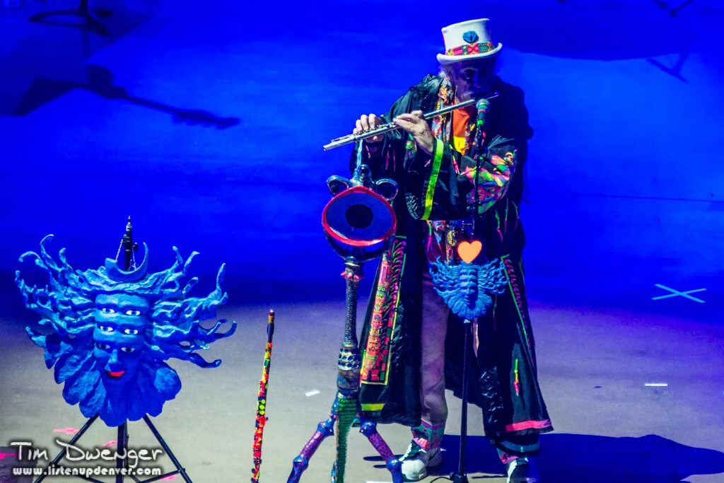 Shpongle альбомы. Shpongle маска. шпонгл слушать. Shpongle концерт. группа shpongle.