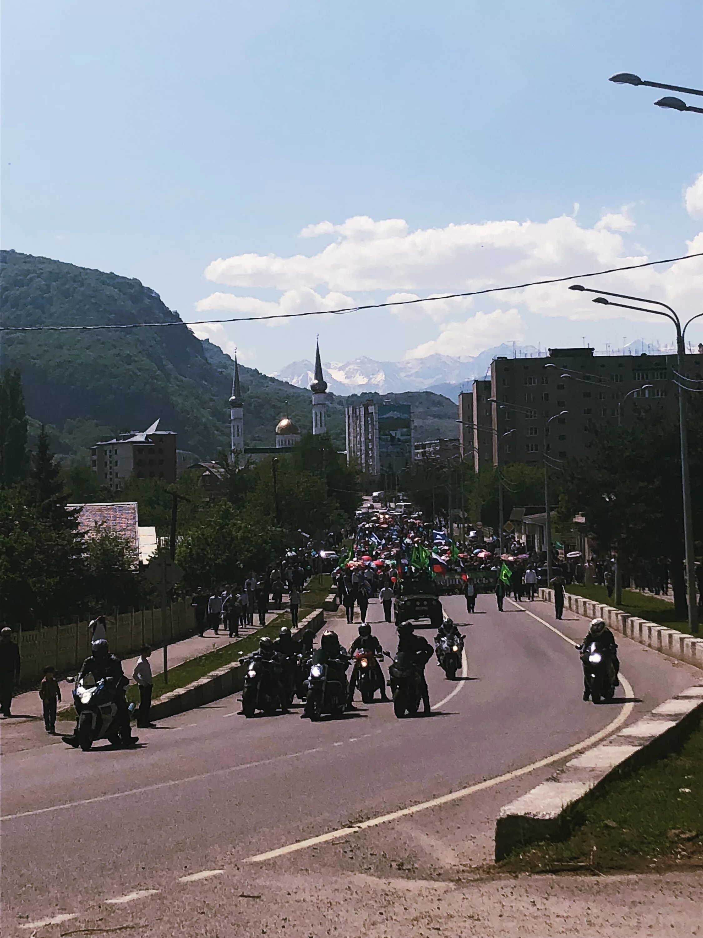 Численность черкесского населения. Карачаево-Черкесия Черкесск. Карачаевв Карачаево Черкесия. Карачаевск Черкесск нация. Карачаевск Карачаево-Черкесская Республика население.