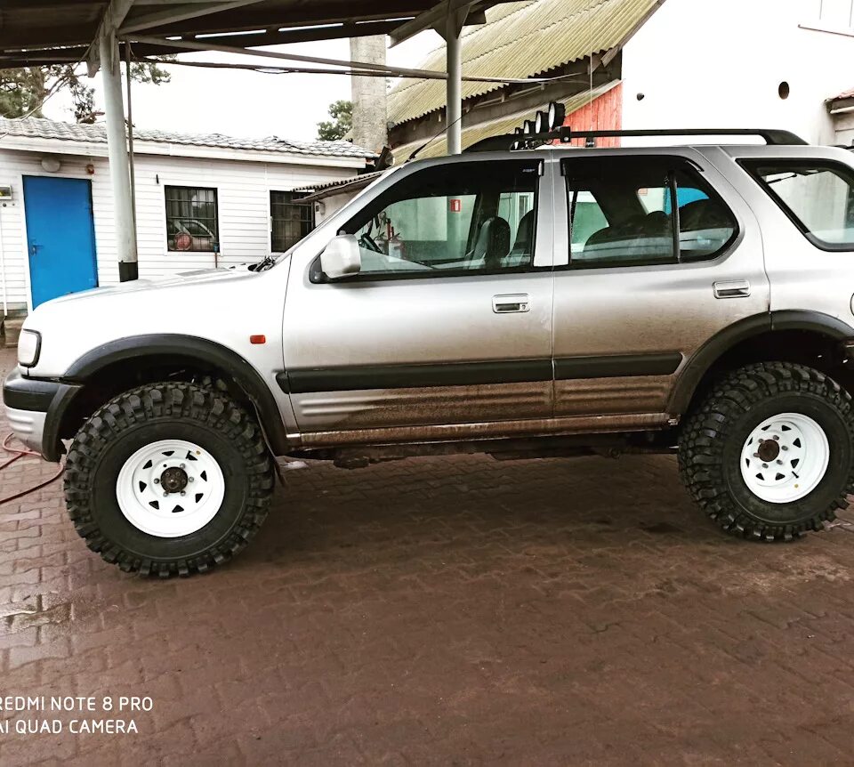 Колеса на opel frontera b. Диски опель фронтера а r15. Opel frontera b. Opel frontera b. Колеса на опель фронтера.