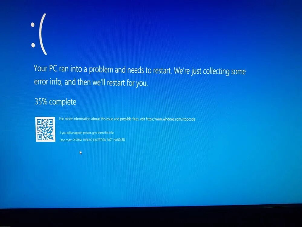 Ошибка Windows 10. Синий экран. Ошибка на компьютере. Ошибка винды.