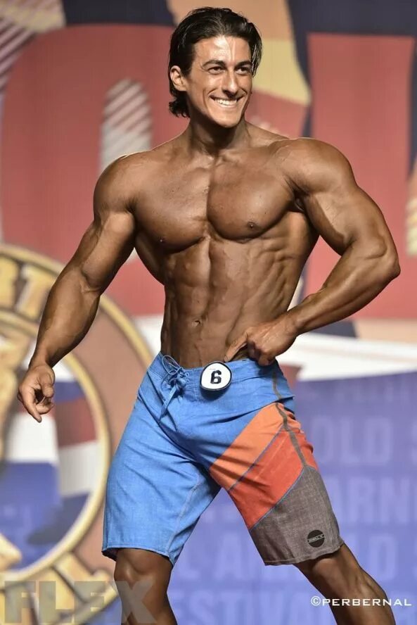 Менс физик садик Хадзович. Classic physique Гусев. Садик Хадзович Олимпия.