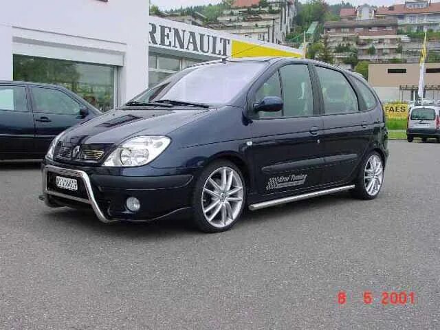 Нашел "живые" фото фар) - Renault Scenic II, 1,6 л, 2006 года стайлинг DRIVE2