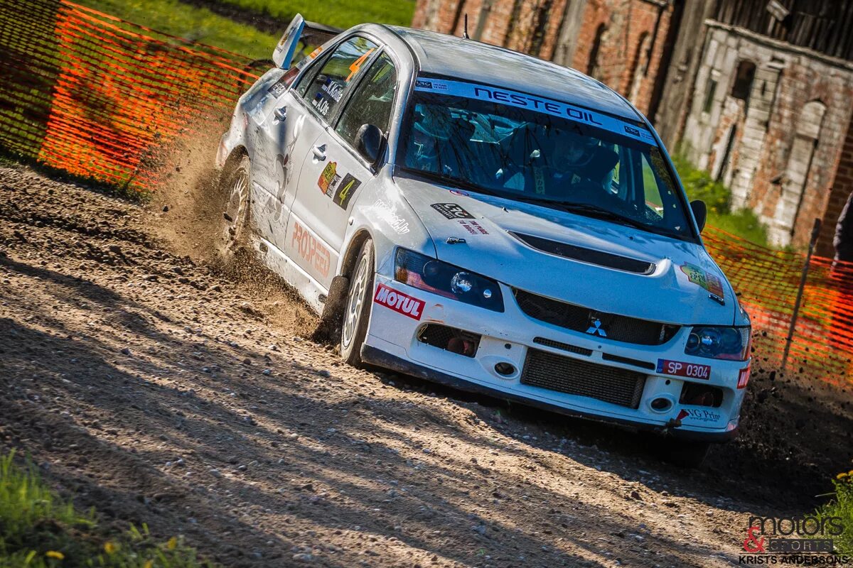 Ралли икс. Лансер Эво 9 ралли. Mitsubishi Evolution 9 Rally. Mitsubishi Lancer Evolution IX Rally. Mitsubishi Lancer EVO 9 ралли.