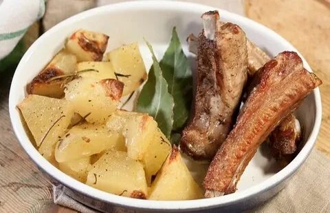 Картошка с ребрышками в кастрюле рецепт