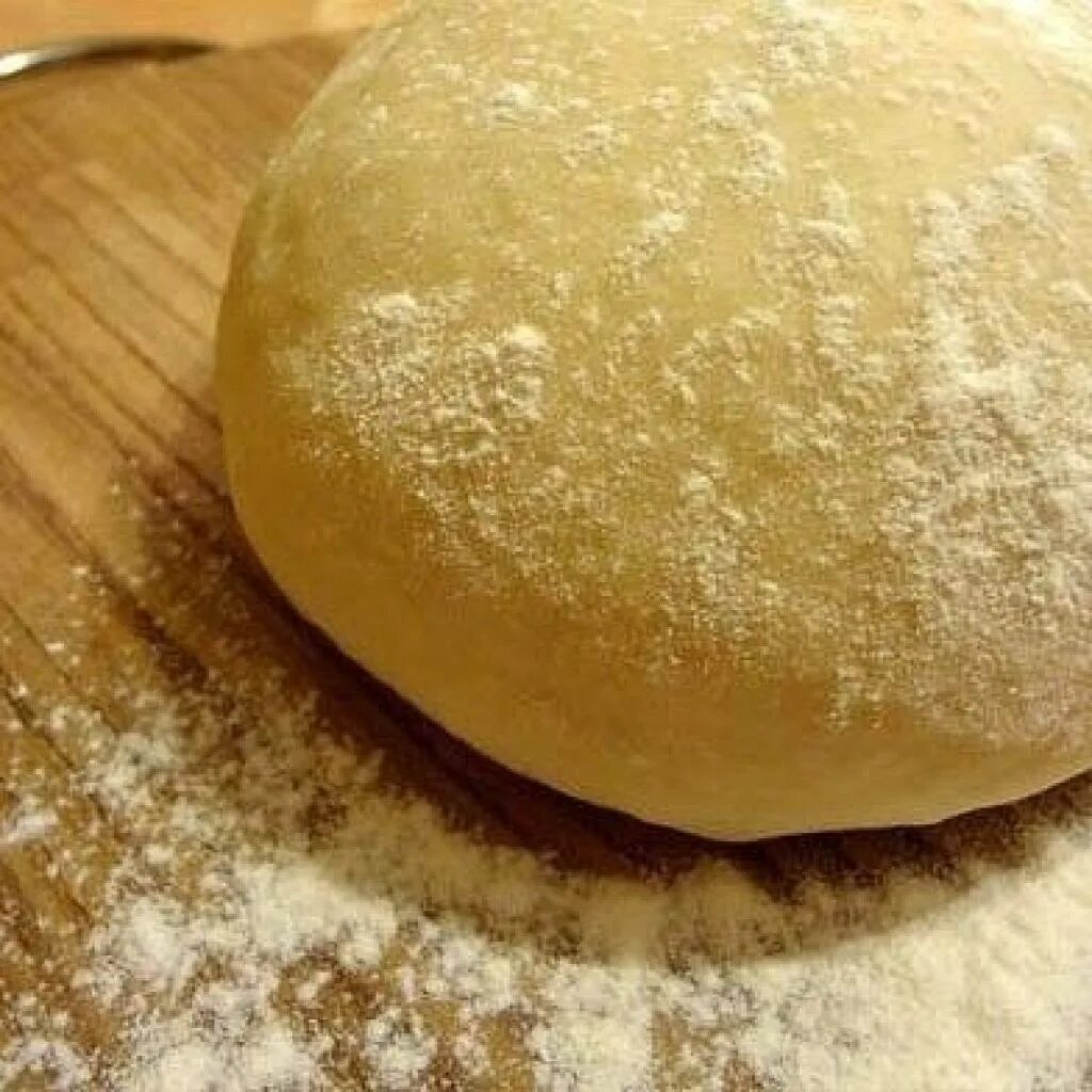 Тесто. Изделия из разных видов теста. Пирог наливашники пряженные. Тесте крутом. Тесте крутом.