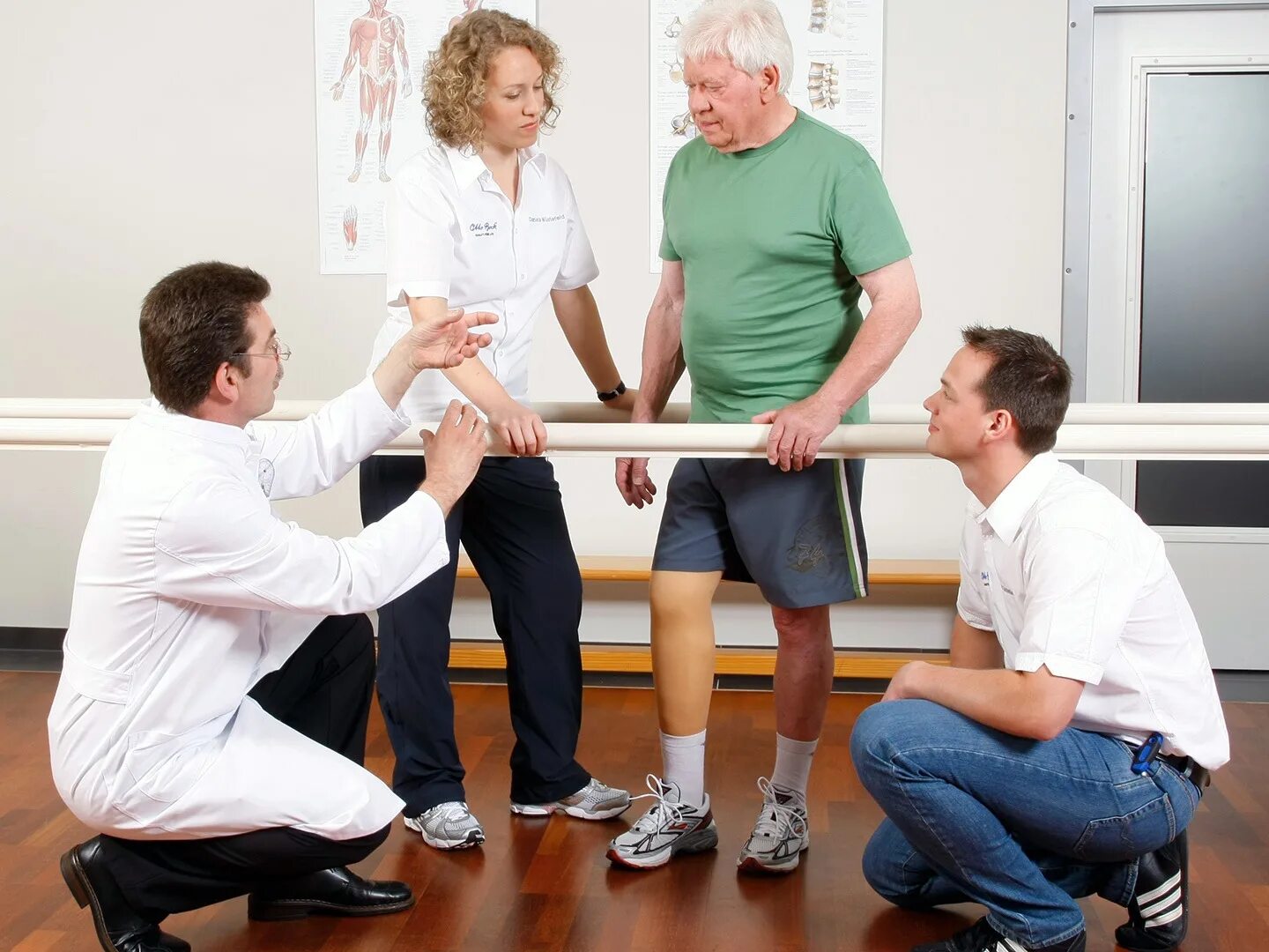 Реабилитация нижних конечностей. Реабилитация пациентов после ампутации конечностей. Реабилитация после ампутации. Реабилитация пациентов после ампутации нижней конечности. Реабилитация после ампутации ноги.