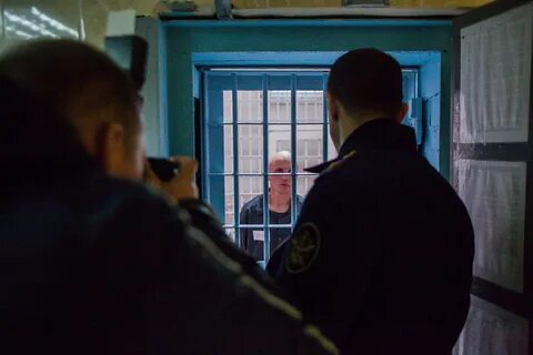 Осудили бывшего начальника колонии