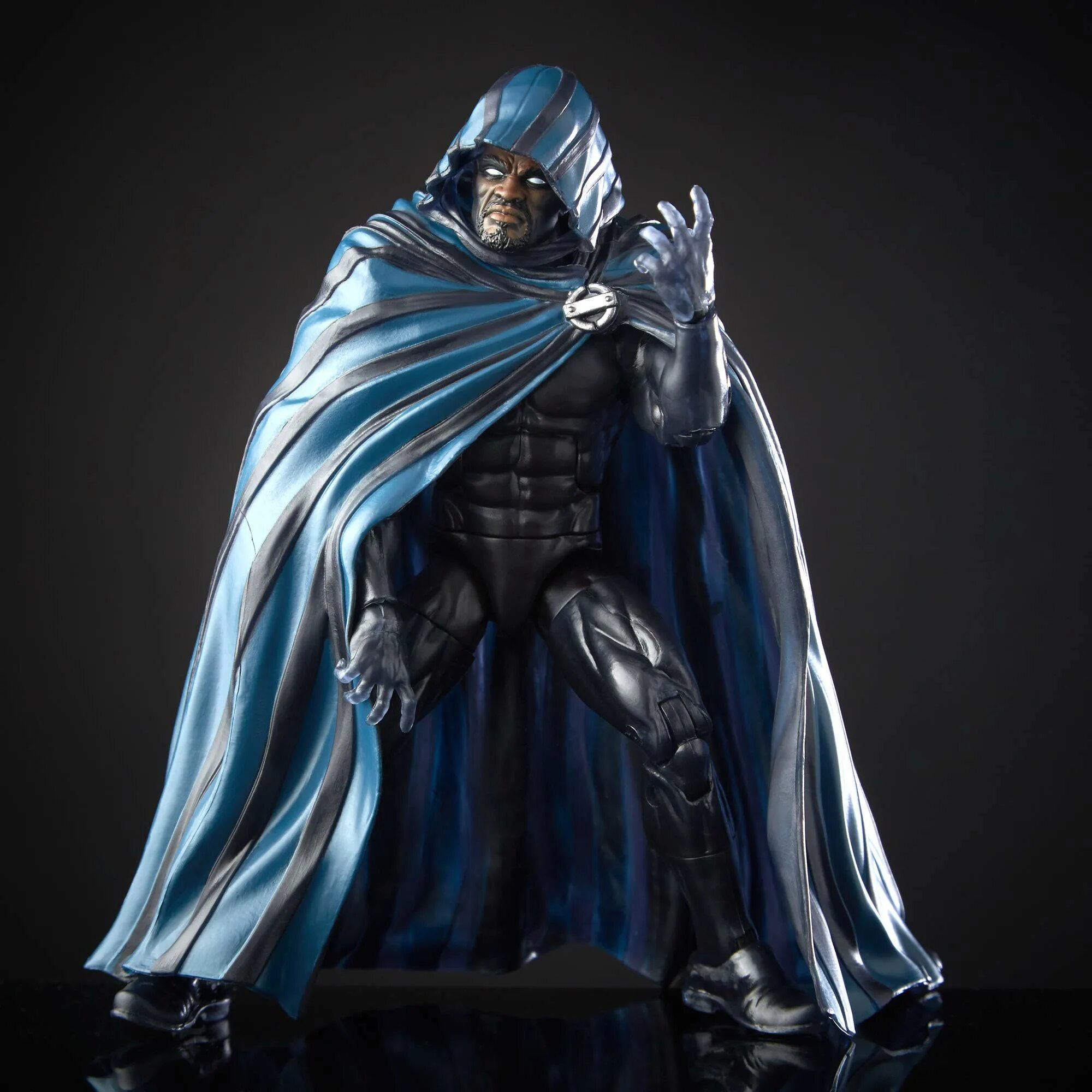 Марвел в мантии. Marvel Legends Cloak. Marvel Legends плащ.