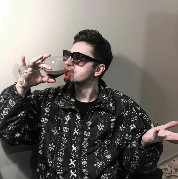 Сквозь баб певец. Sqwoz bab фото. Sqwoz bab обложка. Сквозь баб имя. Sqwoz bab обложка.