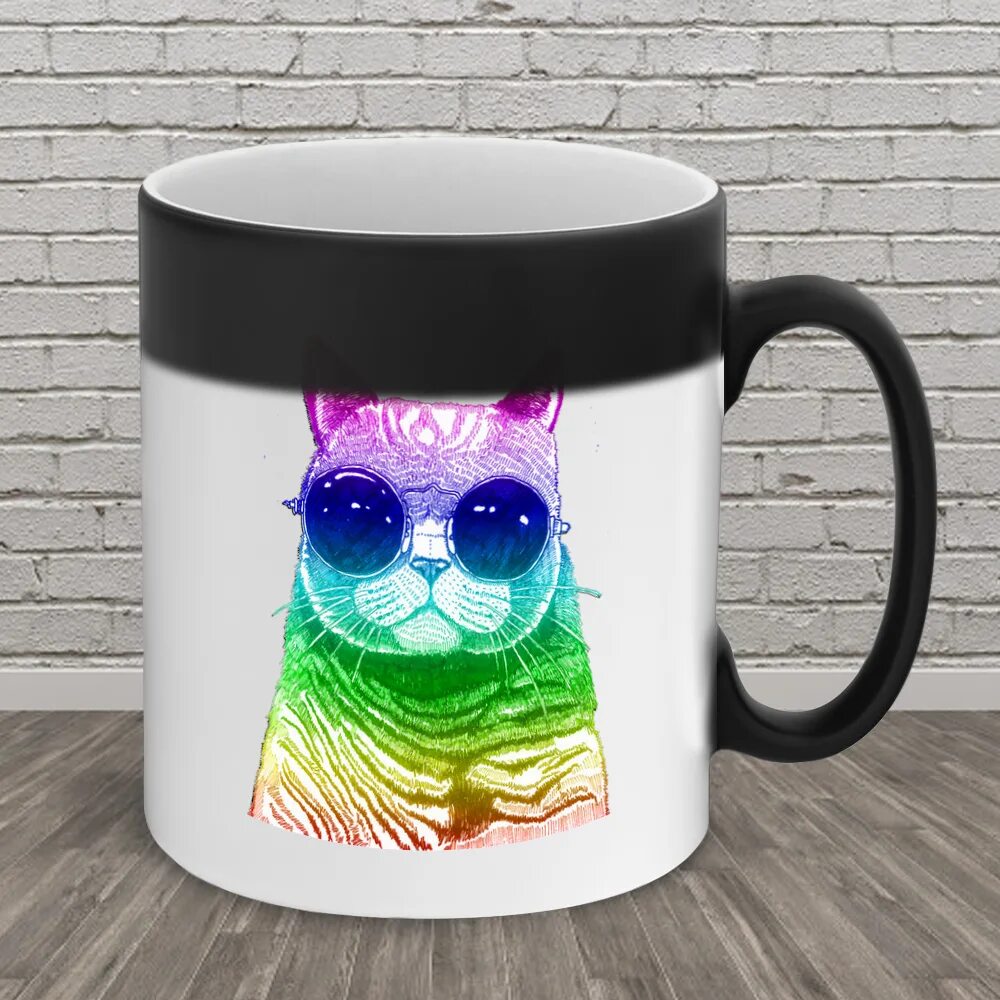 Кружка меняющая рисунок. Кружка меняющая цвет. кружки меняющие цвет. кружка меняющая цвет от настроения. чашка хамелеон.