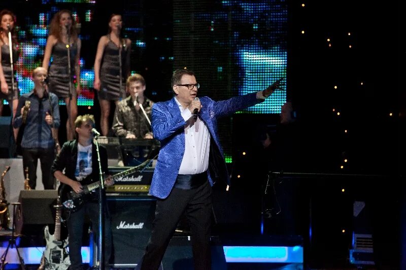 а сама то величава выступает будто пава. гарри стайлс harry styles 2020. красная шапочка и серый волк музкомедия екатеринбург. джаймурат якутский певец. месяц выступать.