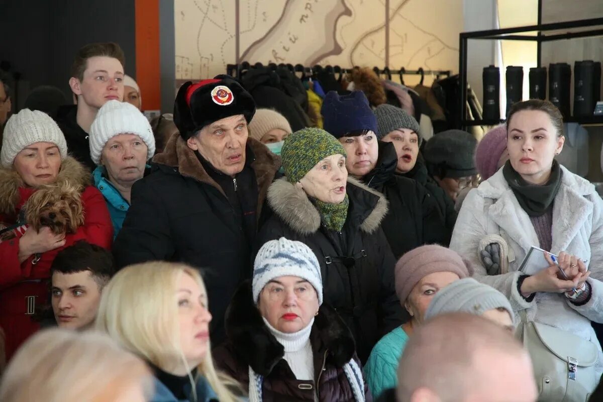 Работа в сысерти и районе. Объявление nht,etnczводитель. Улицы чержанцево сысертская район улица gerurbyf 25. Гора бессонова в сысерти. Объявление требуется водитель.