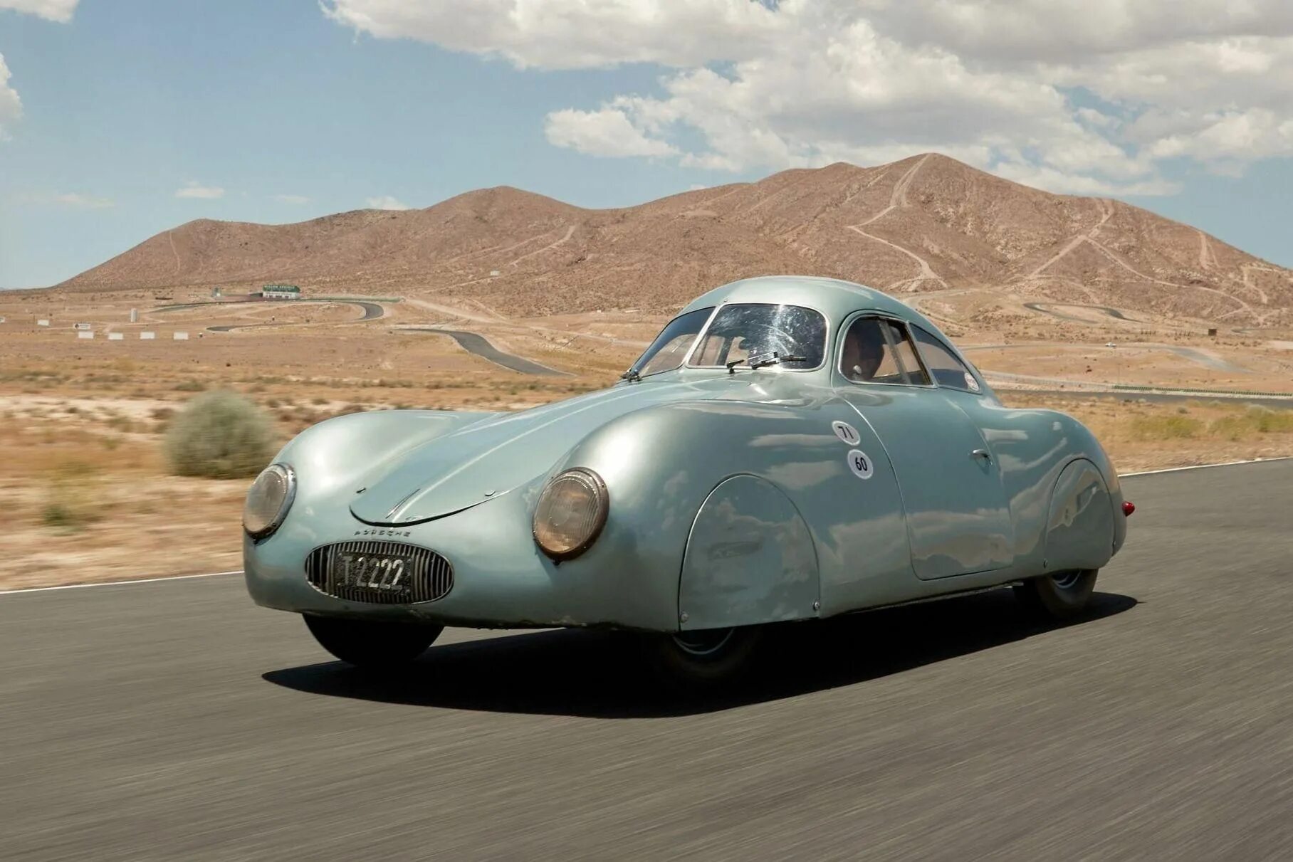 Марка 1 автомобиля в мире. Porsche 64 1939. Porsche Type 64. Type 64 Порше. 1938 Porsche Type 64.