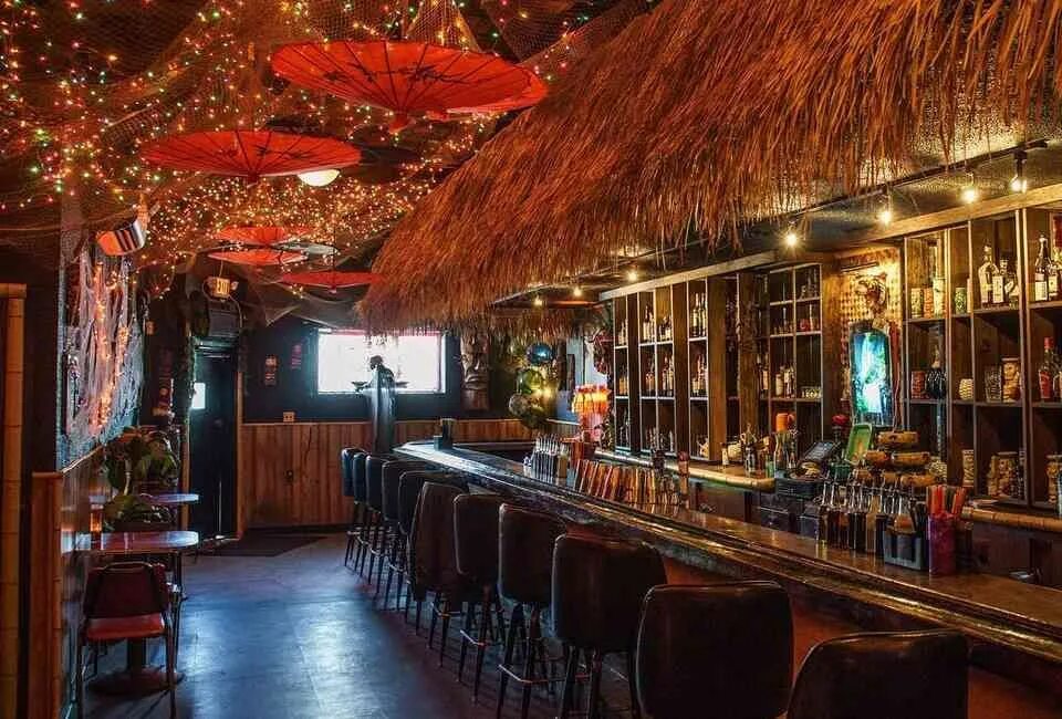 Бара ий рог. Хади такташа 54а. Британцы в пабе. Бара ий рог. Бара ий рог.