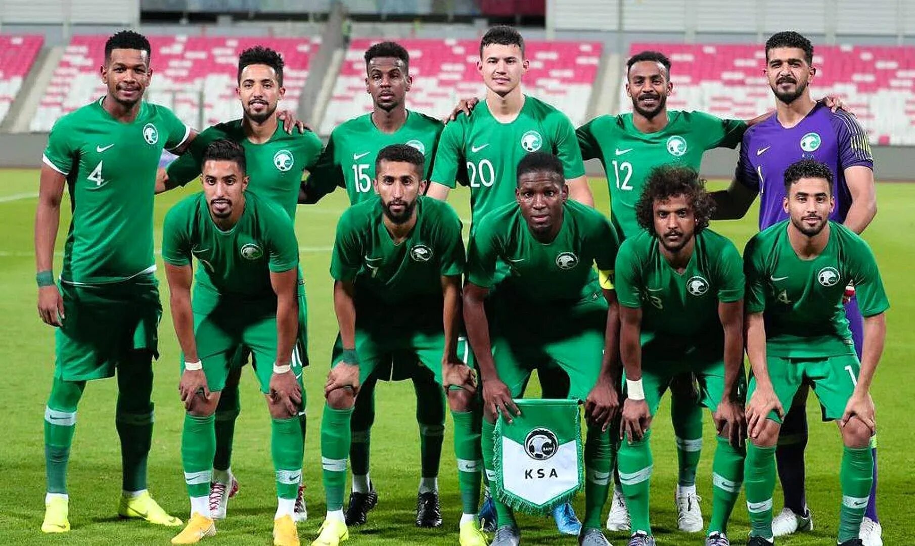 Футбольный клуб время. Сборная Saudi Arabia. Saudi Arabia Football Team World Cup. Saudi Arabia National Football Team. Саудовская Аравия ЧМ 1994.