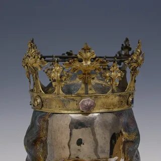 Золотая корона италия