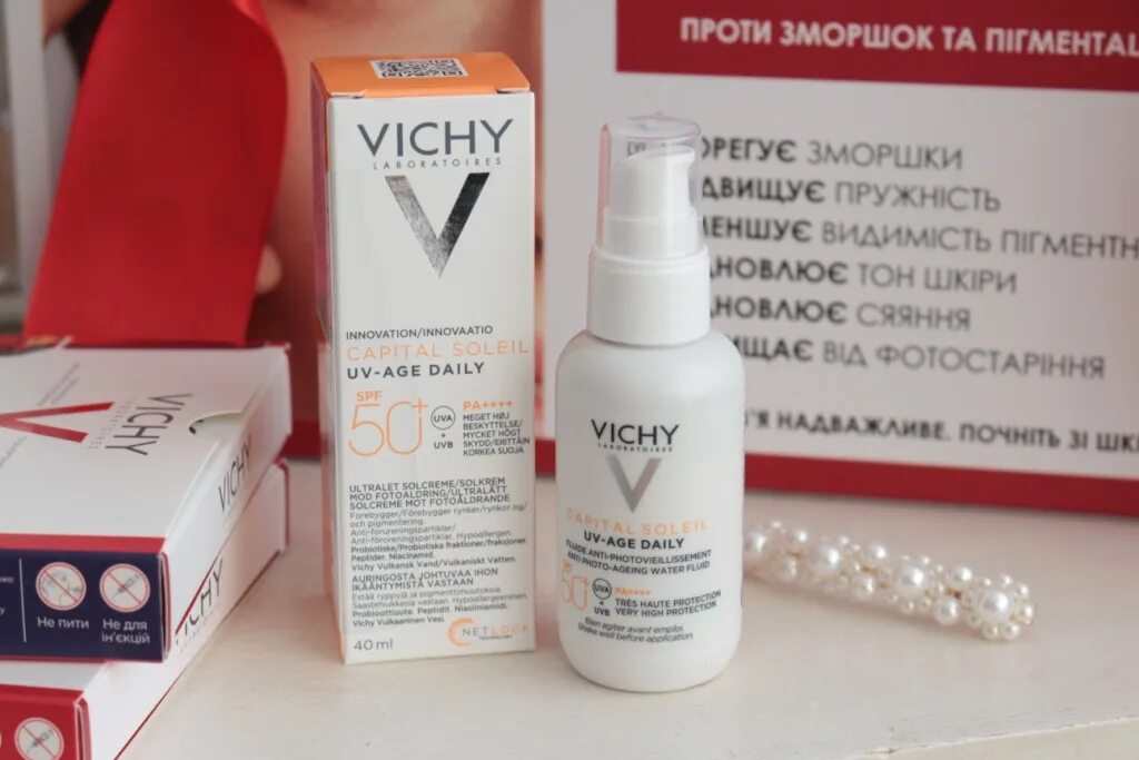 Vichy capital soleil uv. Vichy Capital Soleil UV-age Daily флюид. Виши Capital Soleil UV age Daily. Солнцезащитный флюид для лица виши. Vichy UV age Daily.