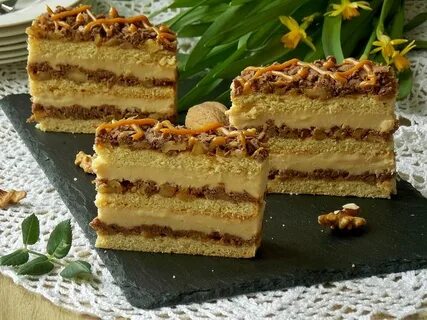 Торт с орехами и сгущенкой