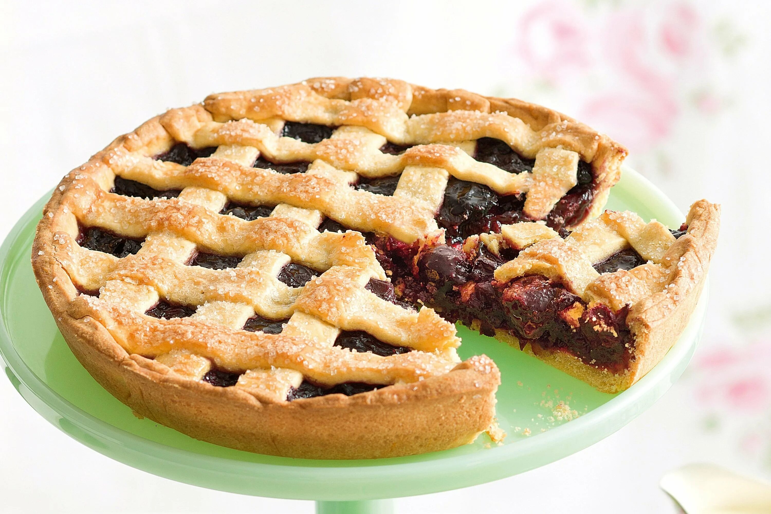 Пай рецепты с фото. Американский пирог пирог вишневый. Американский вишневый пирог. Американский яблочный пирог. Красивый сладкий пирог.