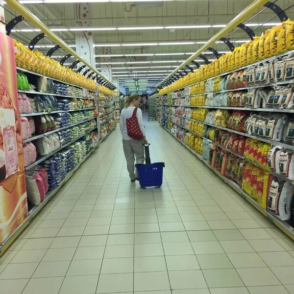 Lulu hypermarket. Lulu hypermarket sharjah. Дубай супермаркет лулу. Супермаркет лулу. Магазин лу лу в дубае.