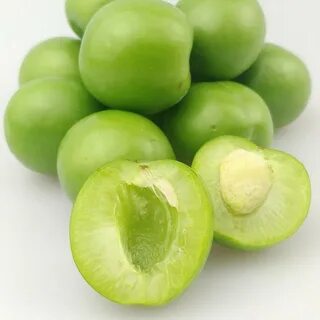 Алыча фрукт зеленая