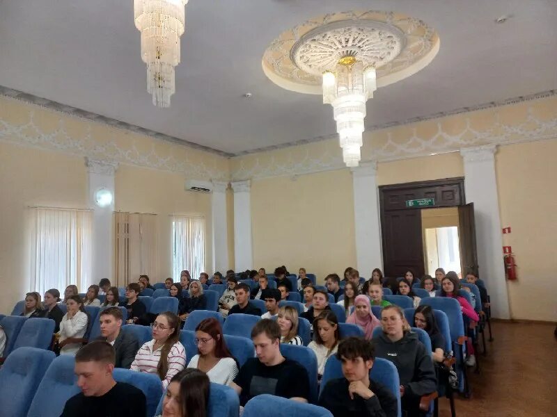 Департамент труда и социальной защиты населения симферополь. Ул ракетная 34 симферополь. Финансово-экономический колледж симферополь специальности. Департамент труда и социальной защиты симферополь официальный сайт. Бульвар франко 25 симферополь.