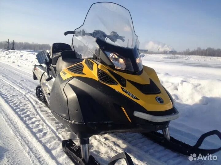 Брп снегоходы брп 550 купить. Ski Doo Tundra WT 550. BRP Tundra 550 WT. Снегоход BRP WT 550. BRP Ski-Doo Tundra 550.