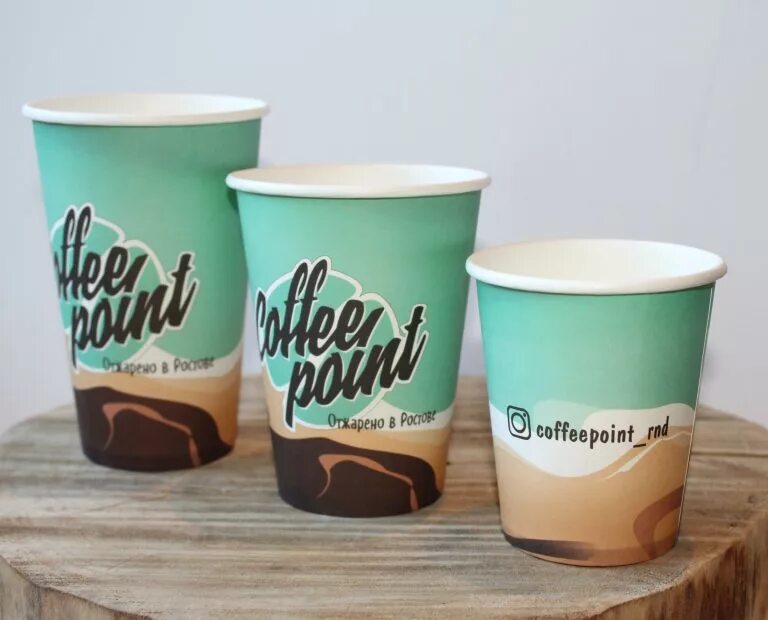Бумажные стаканы. Стаканчики брендинг. Брендирование стаканчиков. Одноразовые стаканы брендированные. Брендирование стаканчиков.