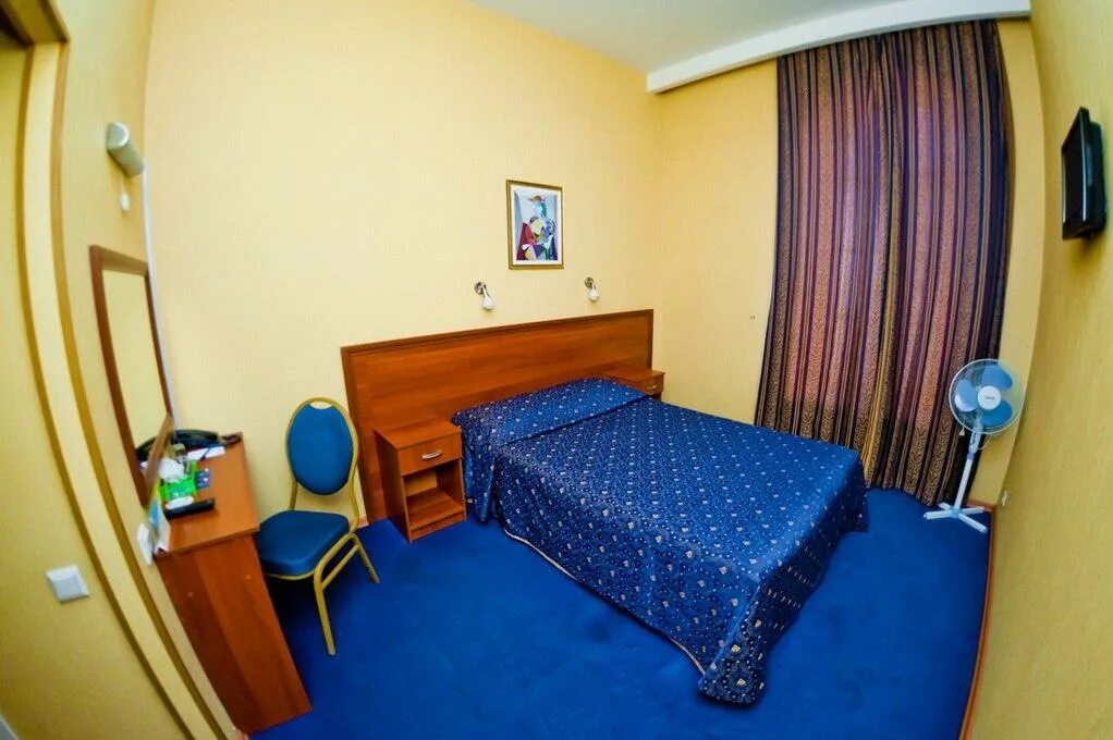 Смольнинская гостиница санкт-петербург фото. Гостиница невский марата. Недорогие отели санкт-петербурга. Отель санкт-петербург 4 звезды. Гостиница санкт-петербург.