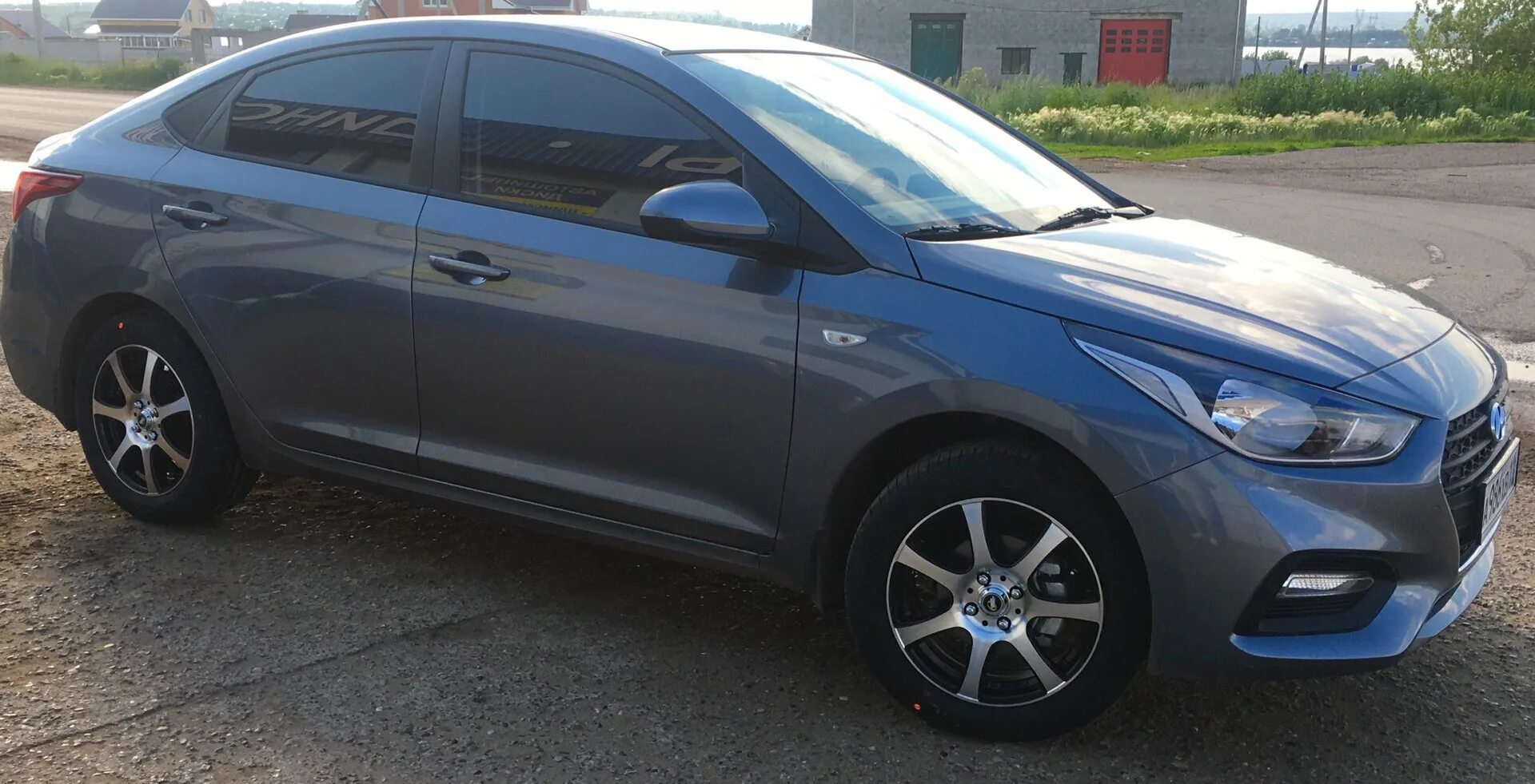 Лучшие диски на солярис. Диски hyundai solaris r16 графит. hyundai solaris r16. диски на солярис 2 r16. солярис 2 литье р16.