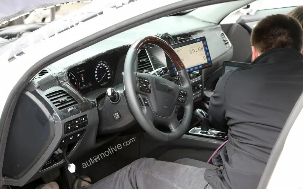 Генезис практик. Хендай дженезис 2014. genesis htrac 3.0. hyundai genesis, 2010 с новым рулём. хендай генезис приборка.