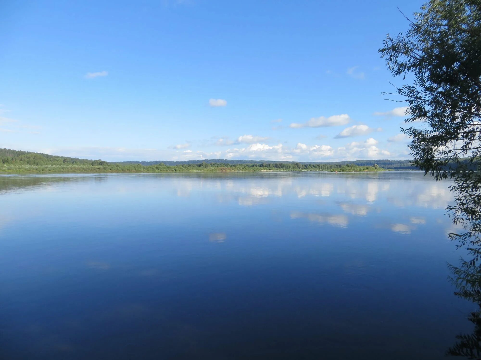 Река вятка мамадыш. Вятская областная. Малмыж кировская область. Река вятка в удмуртии. Кировская обл природа вятка.