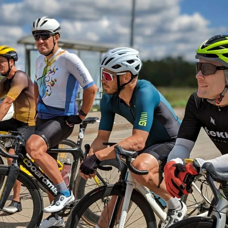 велоспорт подготовка. тренировки велосипедистов. плавание велосипед бег триатлон. Tacx cycling. велоспорт подготовка.