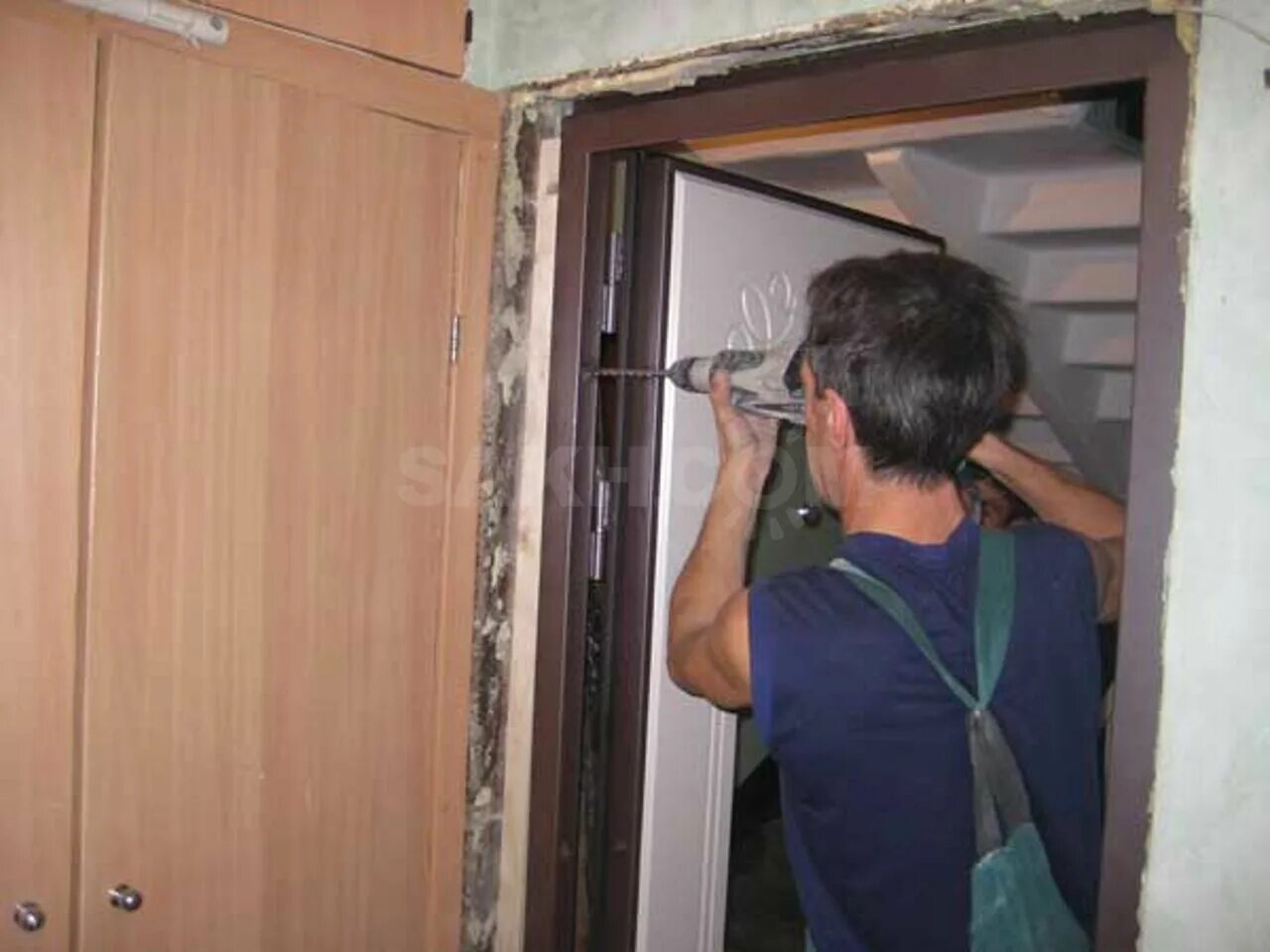 Как демонтировать входную дверь