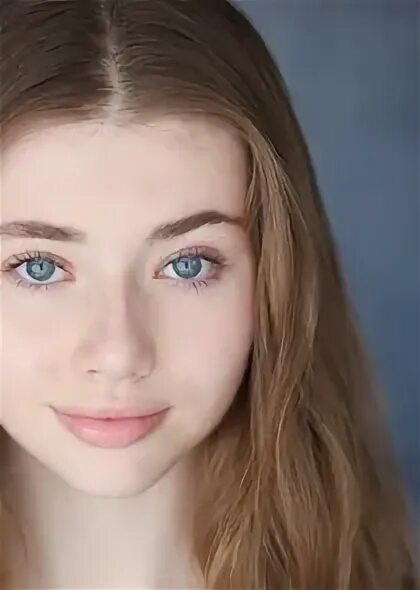 Мисс айова. Сидни тейлор. Риф тейлор актриса. Сидни тейлор актриса. Сидней тейлор.