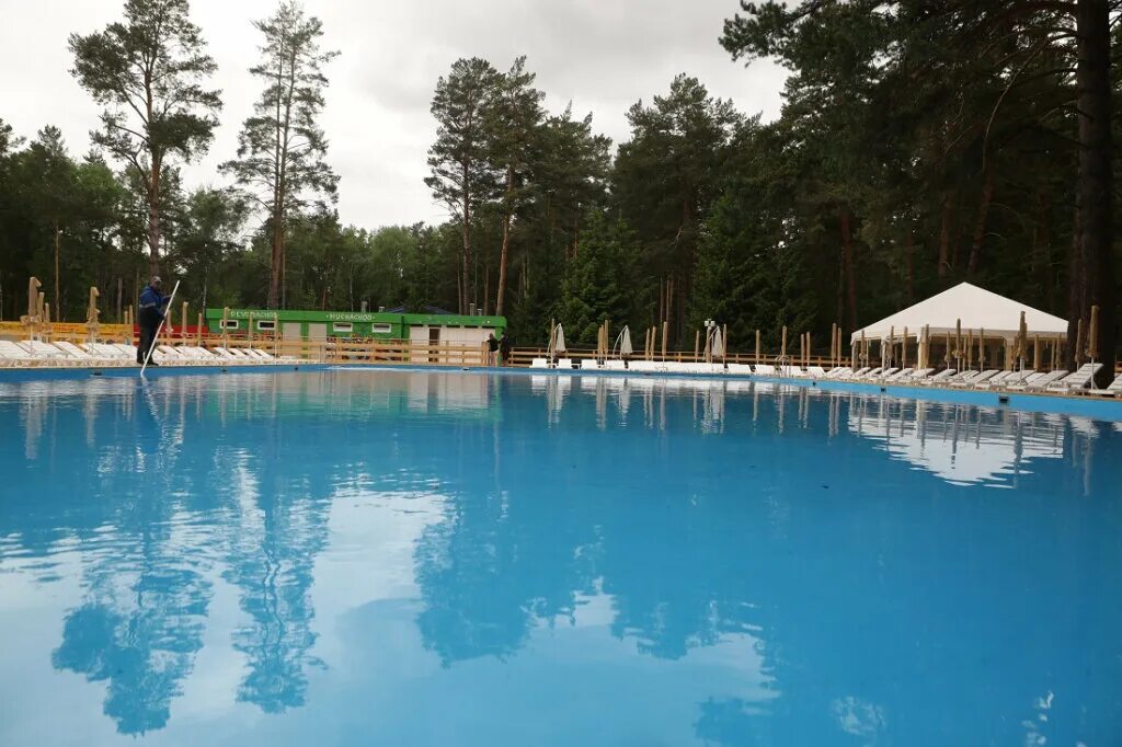 Lido 2022. Барвиха бердск бассейн. Открытые бассейны новосибирск. Заельцовский парк новосибирск бассейн. Сосновый бор новосибирск бассейн.
