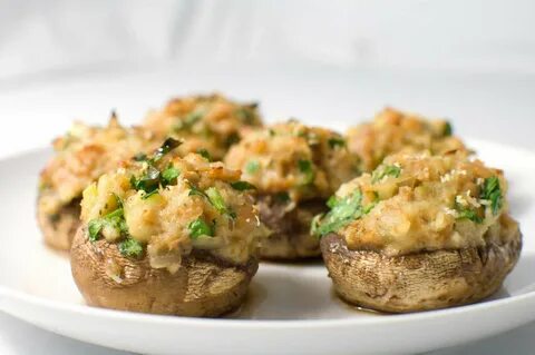 Шампиньоны фаршированные запеченные в духовке с сыром