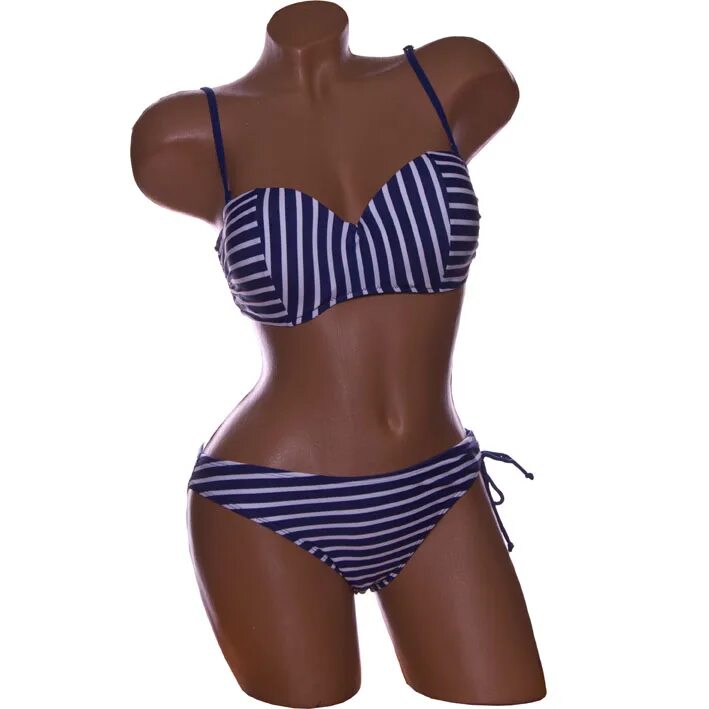 Девушка в купальнике. Купальники круглый год, ростов-на-дону. Self s930 b18. Купальник шарманте 132006. Купальники.